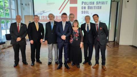 images/polish-spirit/013.jpg#joomlaImage://local-images/polish-spirit/013.jpg?width=800&height=450